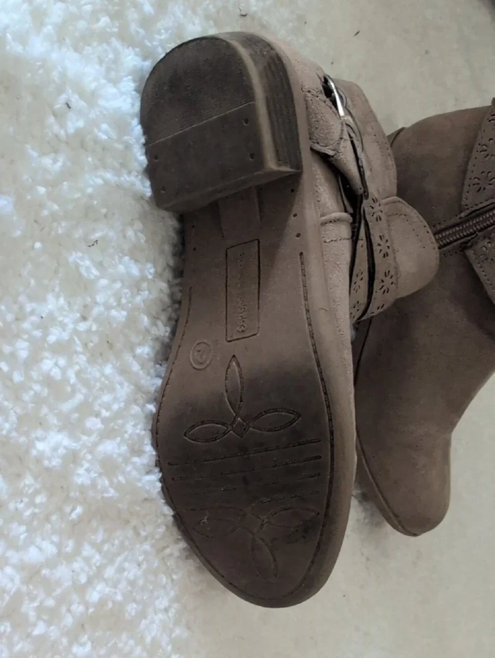 SO stylish ankle